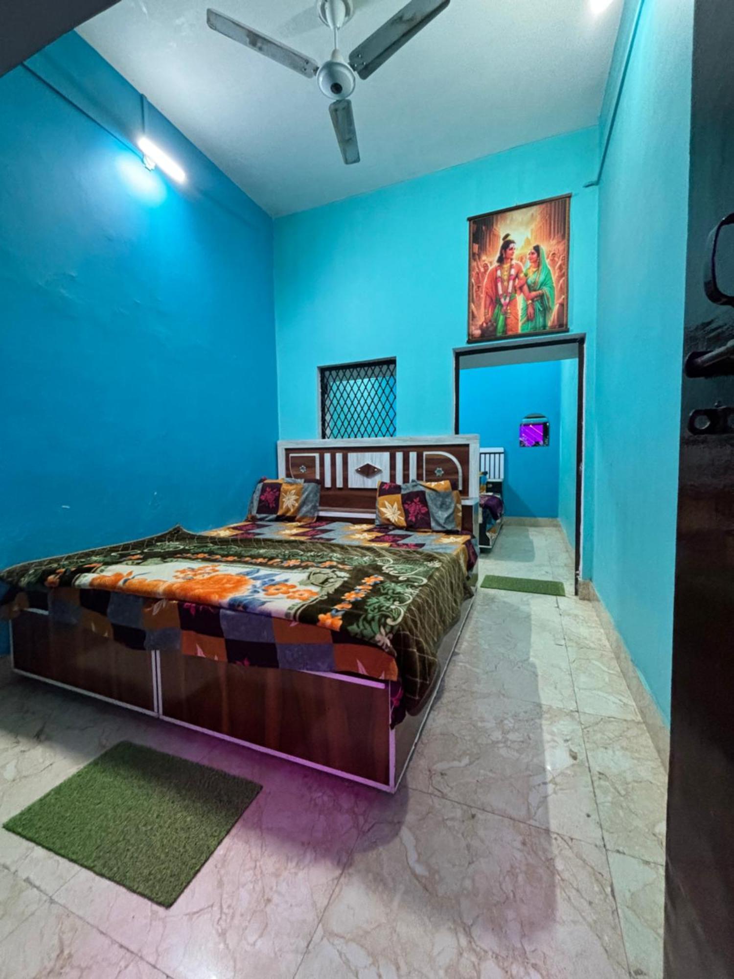 Kishori Ram Homestay Near Ayodhya Dham Railway Dış mekan fotoğraf